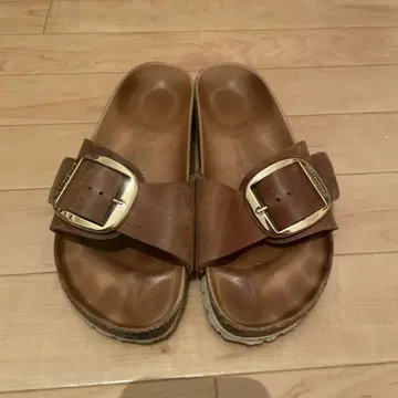BIRKENSTOCK 오일드 가죽 빅 버클 마드리드 37
