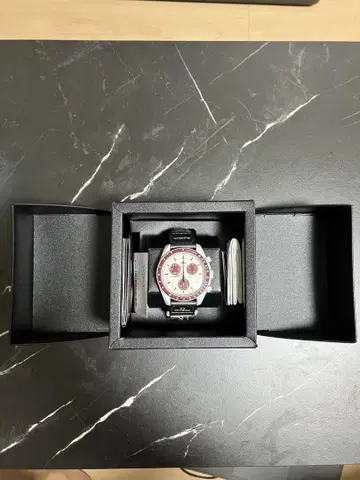 omega swatch 문 스와치 pluto