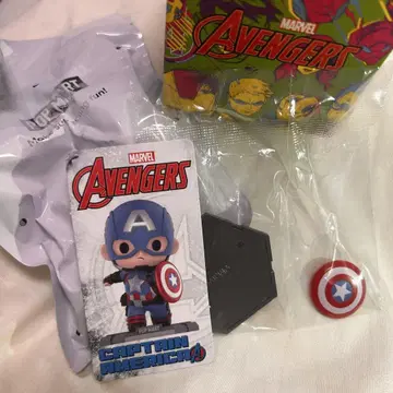 MARVEL AVENGERS 캡틴 아메리카 POPMART 팝마트