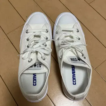 컨버스 라이트 화이트 23cm