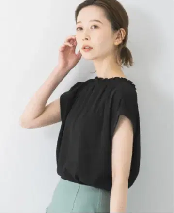 새상품 URBAN RESEARCH ROSSO 셔링 스키퍼 블라우스