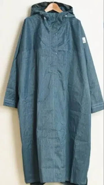 SOMETHING 페이드블루 레인판초