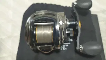 Abu Garcia 베이트 낚시릴 레보엘리트IB5