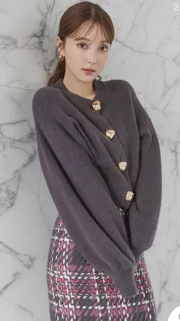 [좋아요 불필요] SNIDEL 버튼 플러피 가디건