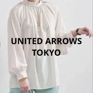 UNITED ARROWS TOKYO 화이트 긴팔 블라우스
