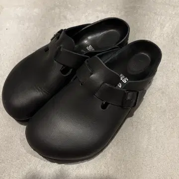 BIRKENSTOCK 블랙 가죽 샌들 40