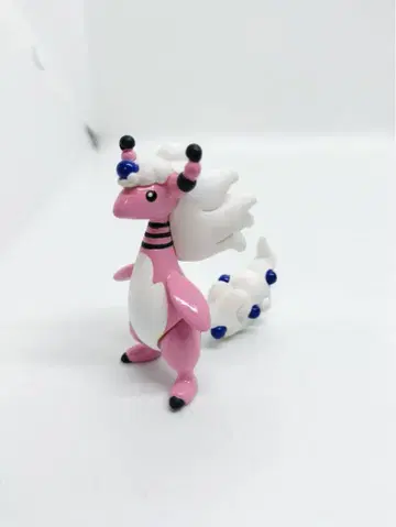 몬코레 메가전룡 색상 차이