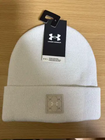UNDER ARMOUR 니트 모자 화이트