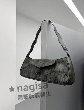 Fuzzykon SS25 SNAKE-Shoulder bag