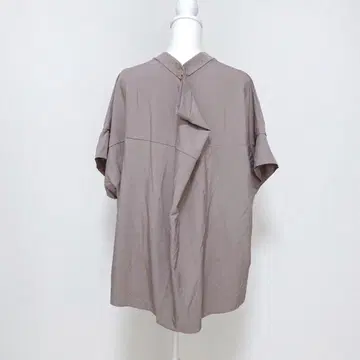 디자인 블라우스 하이넥 빅 실루엣 더스티 컬러 성숙 캐주얼