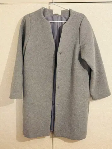 미사용에 가까운 GALLARDAGALANTE 그레이 노카라 롱 코트