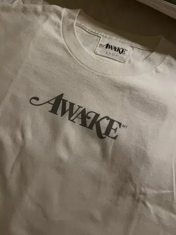 AWAKE NY logo tee 화이트