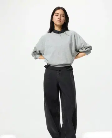 유니클로 배기 커브 청바지 기장 짧음 23인치