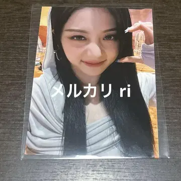 LE SSERAFIM 윤진 unforgiven 팝업 브로마이드