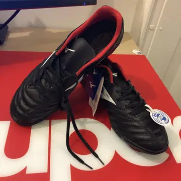 미사용 새상품 Mizuno 모렐리아 블랙/레드 26.5cm