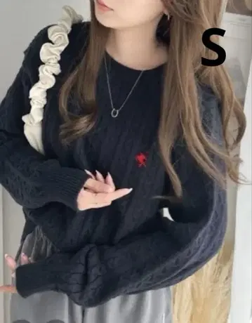 네이비 케이블 짜임 니트 긴팔