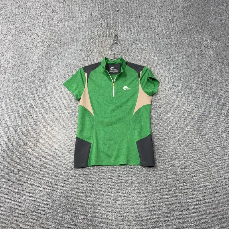 NEPA | 네파 Helene Paris Terry Studded Square Half T-shirt