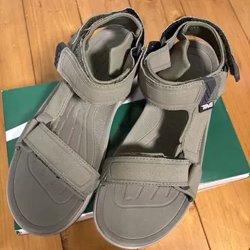 Teva 스포츠 샌들 올리브