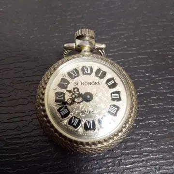 ST HONORE 회중시계 목걸이 워치 탑 실버