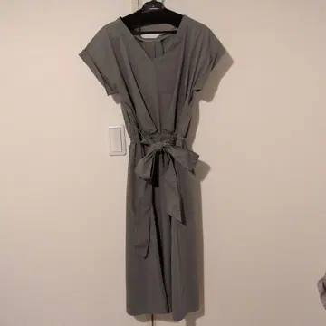 BRAHMIN 브라민 반팔 V넥 원피스 38 사이즈