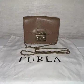FURLA 메트로폴리스 베이지 숄더백