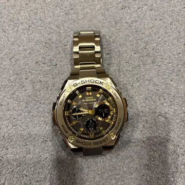 G-SHOCK GST-W110D-1A9JF