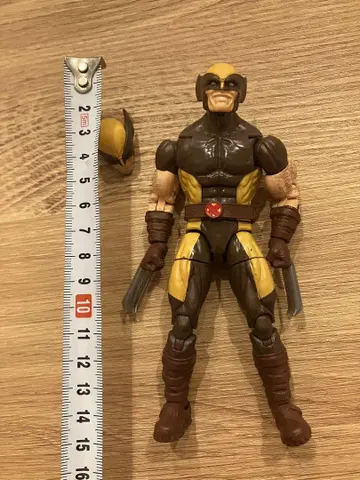 해즈브로 (HASBRO) 울버린 피규어