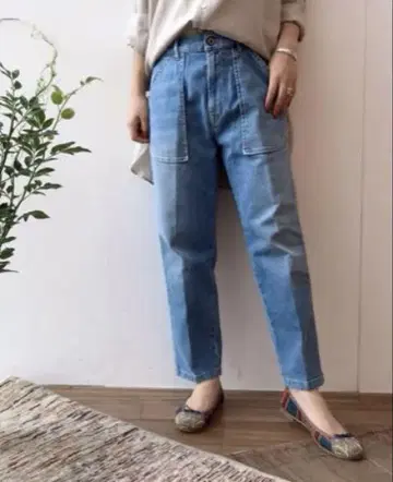 BEARDSLEY 라이트 블루 스트레이트 데님