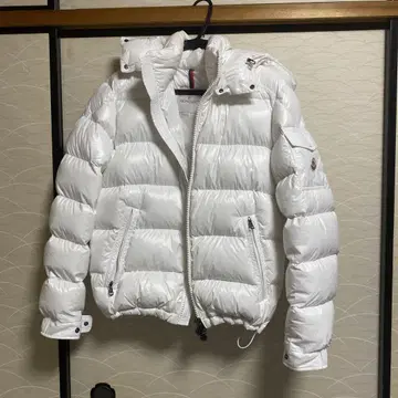 MONCLER 화이트 다운 자켓