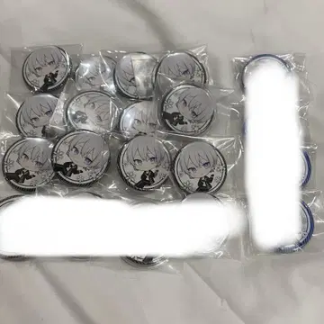 니시키 스니스테 과거 굿즈 캔뱃지