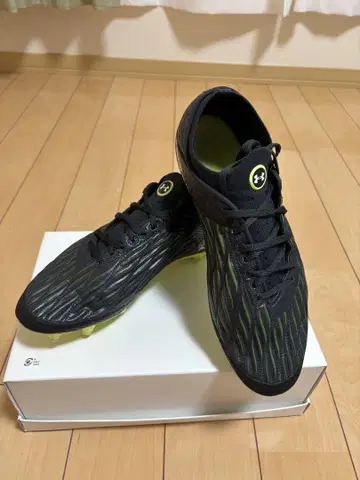 언더아머 스파이크 마그네티코 프로 4 FG 27cm