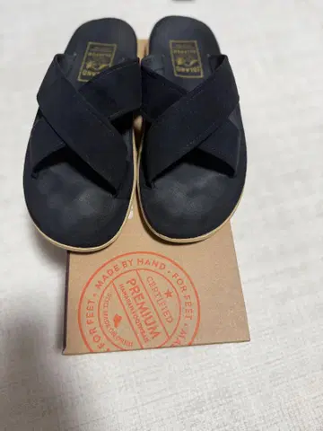 ISLAND SLIPPER 블랙 샌들 27.5cm 상자 택 있음 새상품급