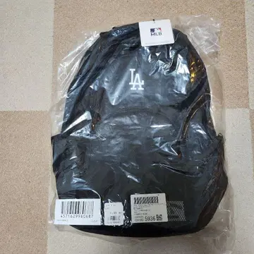 MLB NY600D 데이팩 블랙 4999엔