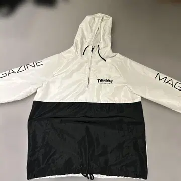 Thrasher 나일론 자켓 화이트/블랙