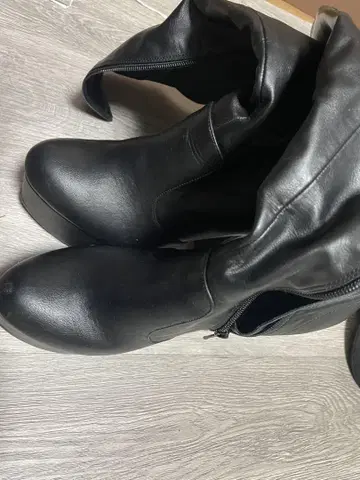 블랙 롱부츠 통굽 힐