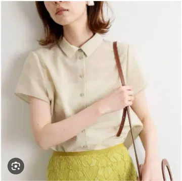 이에나 보일 하프 슬리브 블라우스 반팔 시어 팔뚝 커버 여름 화이트