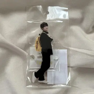 너에게 닿지 않아 아크릴 피규어 카케루