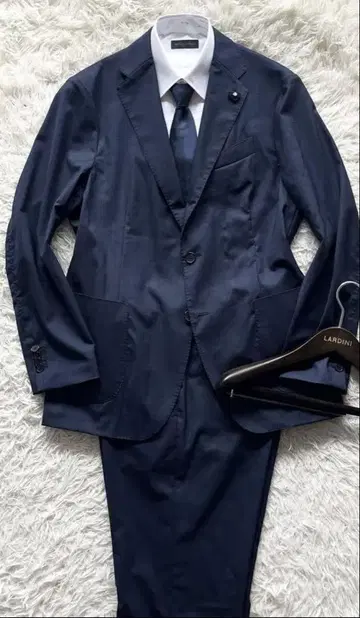 LARDINI easy wear 수트 50 네이비