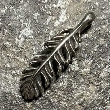 GARNI Rag Feather 실버 페더 펜던트 목걸이