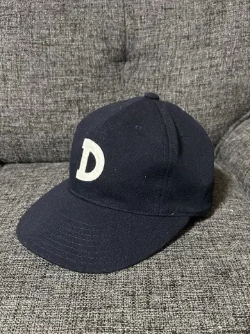 THE H.W. DOG & CO. D 자수 캡 사이즈 36