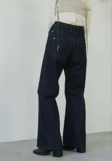 knuthmarf 플레어 데님 팬츠