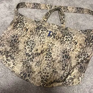 ZARA 애니멀 무늬 토트백 레오파드