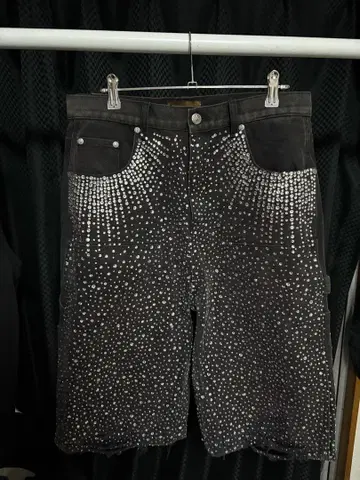 BIRTH OF ROYAL CHILD Diamond Jorts