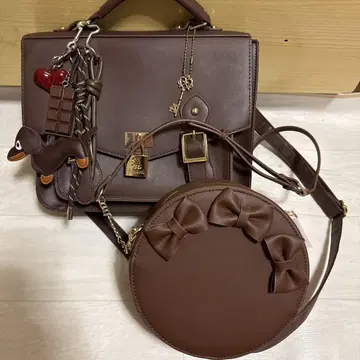 브라운 숄더백