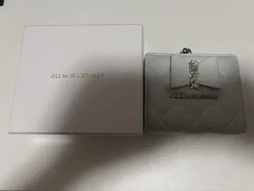 JILL by JILLSTUART RIBBON 퀼팅 지갑 블루