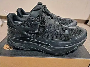 The North Face Futurelight 블랙 27.0