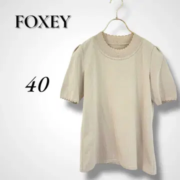 FOXEY 폭시 베이지 반팔 퍼프 슬리브 썸머 니트 40 사이즈