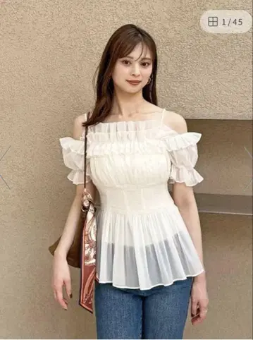 SNIDEL 오프숄더 프릴 블라우스