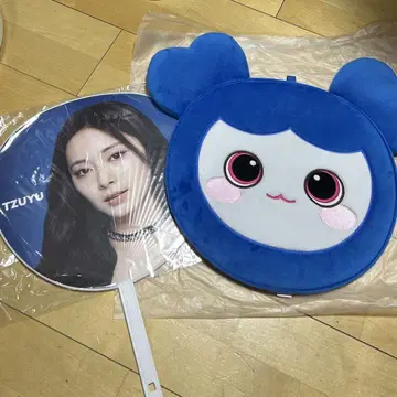 TWICE 쯔위 부채 케이스