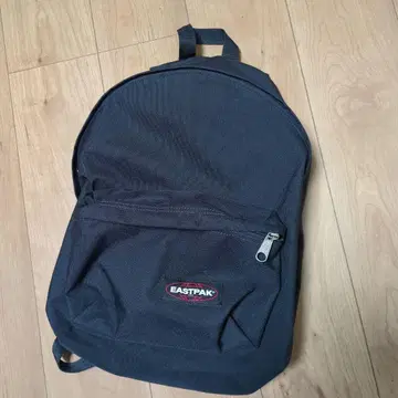 EASTPAK 이스트팩 백팩 블랙